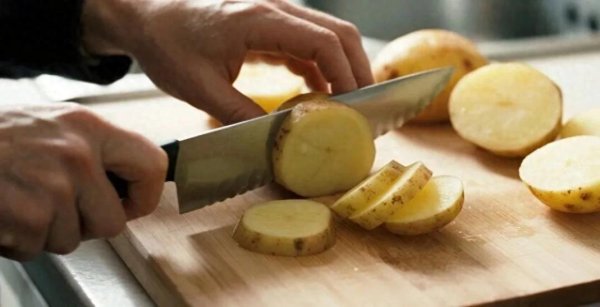 通牛网 这种食物是胰岛功能的“报警器”？吃完血糖飙升的人，糖尿病风险大增